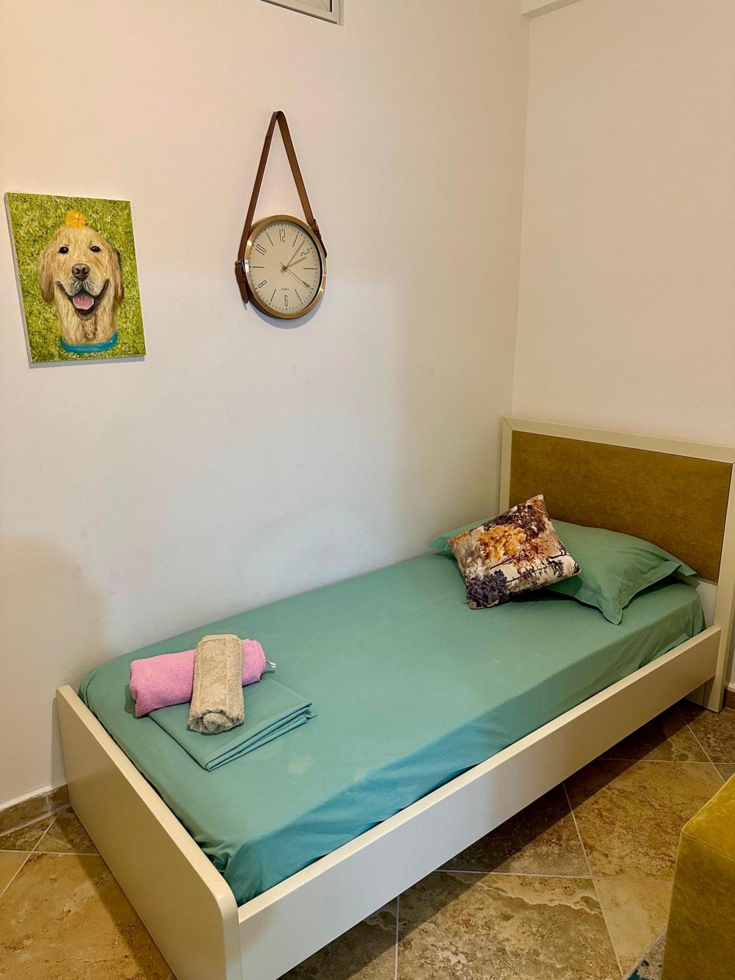 Beach Front Apartment Влёра Экстерьер фото