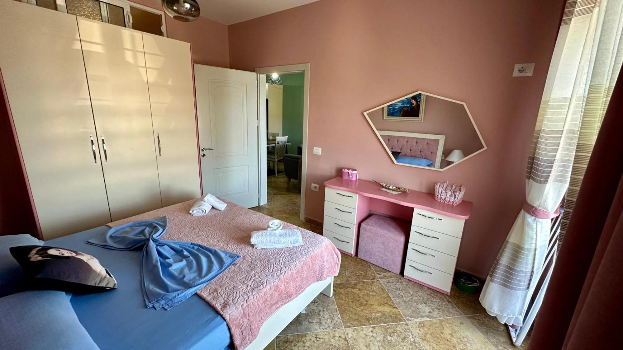 Beach Front Apartment Влёра Экстерьер фото